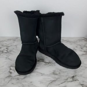 UGG Bailey Bow Short Boot